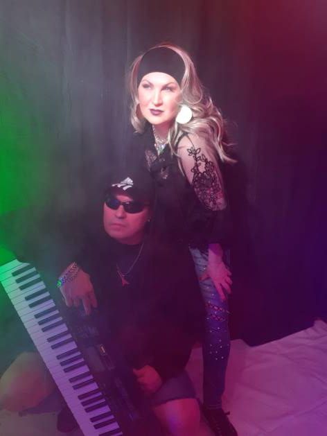 YX-MYLLY PLAYS HAUSMYLLY, Cover Duo