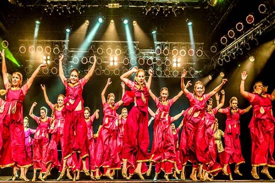 Danny´s Bollywood Dance Crew - Ohjelmamyynti.fi